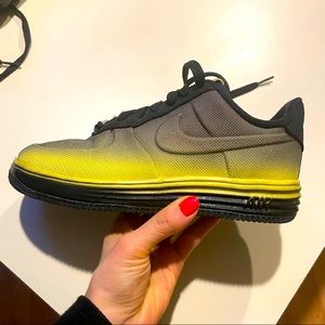 Nike Lunar Force 1 - Yellow & Black - Size 4Y or 6.5 Womens - Almost New!